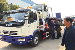 温江区汽车道路救援拖车价格